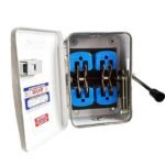 SELVO 32 Amps 240 Volts Offload Double Pole Changeover Switch